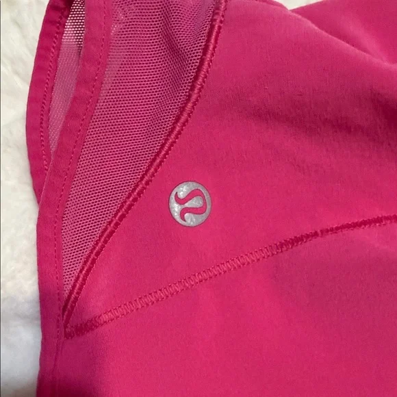 lululemon athletica Women's Vibrant Pink Athletic Shorts - Picture 4 of 5